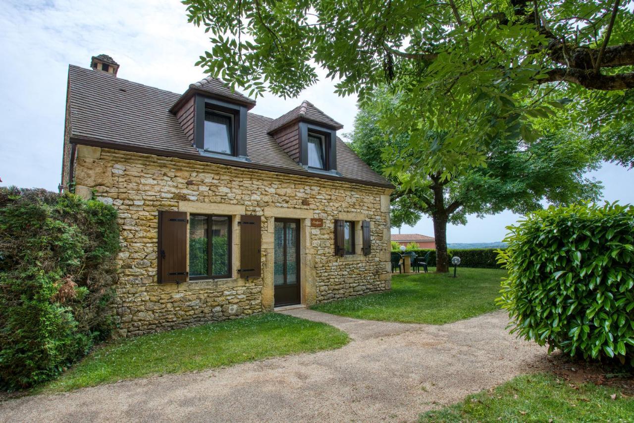 Combas Village De Gites Saint-Crépin-et-Carlucet 外观 照片