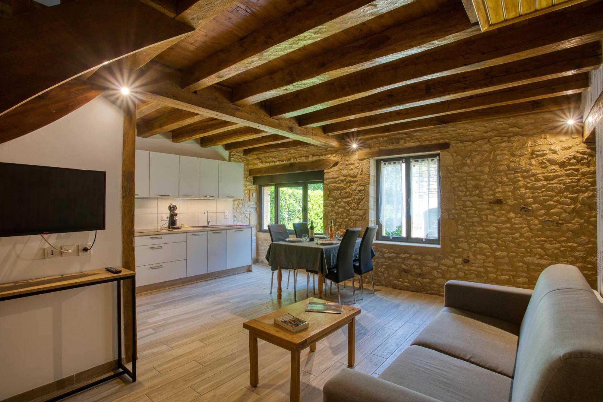 Combas Village De Gites Saint-Crépin-et-Carlucet 外观 照片