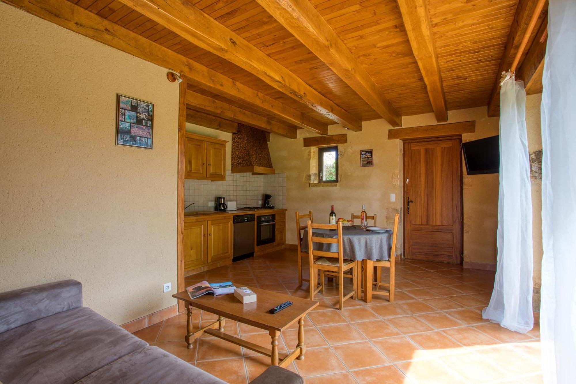 Combas Village De Gites Saint-Crépin-et-Carlucet 外观 照片